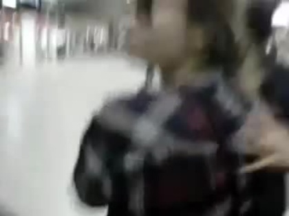Demi Lovato No Aeroporto - Brasil 18.04.2012 (439)