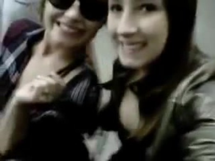 Demi Lovato No Aeroporto - Brasil 18.04.2012 (543)