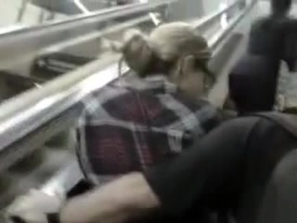 Demi Lovato No Aeroporto - Brasil 18.04.2012 (677)
