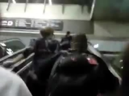 Demi Lovato No Aeroporto - Brasil 18.04.2012 (813)