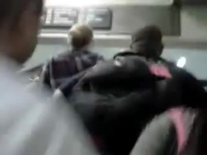 Demi Lovato No Aeroporto - Brasil 18.04.2012 (868) - Demi No Aeroporto - Brasil 18 04 2012 Part oo1