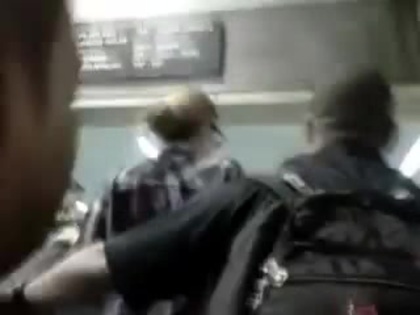 Demi Lovato No Aeroporto - Brasil 18.04.2012 (917)