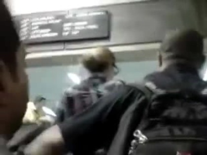 Demi Lovato No Aeroporto - Brasil 18.04.2012 (922)