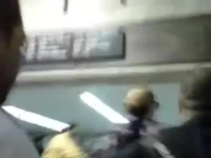 Demi Lovato No Aeroporto - Brasil 18.04.2012 (940)