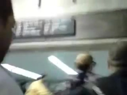 Demi Lovato No Aeroporto - Brasil 18.04.2012 (942)