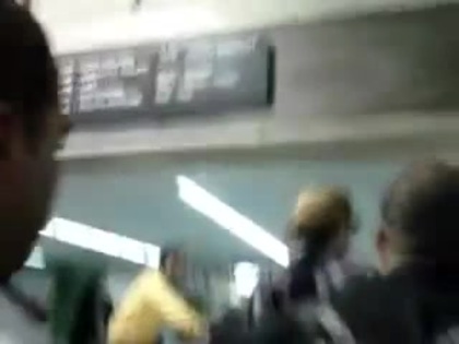 Demi Lovato No Aeroporto - Brasil 18.04.2012 (946)