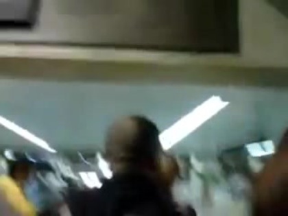 Demi Lovato No Aeroporto - Brasil 18.04.2012 (978)