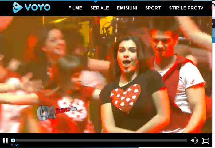 418163_340528752651099_301382169899091_835590_561380600_n - Concert Lala Love