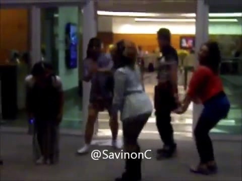 Demi no Sheraton RJ 0442 - Demi Dancing On Sheraton RJ