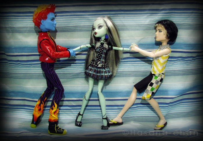 e36630bbf7b4607eac4e071d80484bb4-d4loffv - monster high