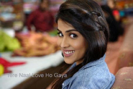 vfg8z0843l5gvgg3 - Genelia Dsouza