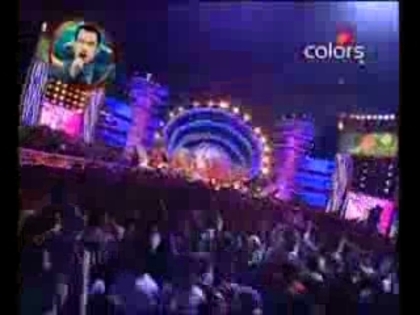 00_02_29 - Sara Khan Dance Perfomance on Bigg Boss Grand Finale
