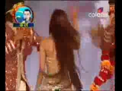 00_00_42 - sara khan 4