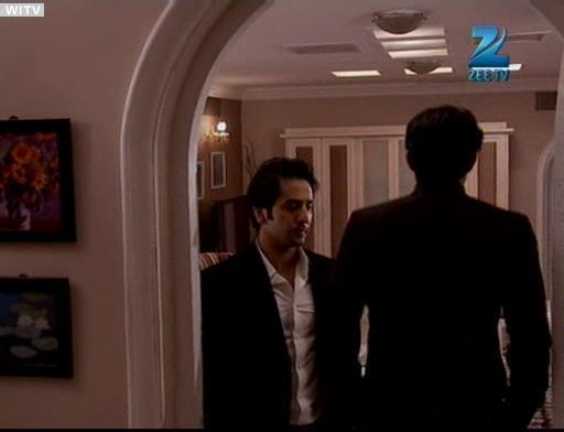 Suflete pereche in Love [897]