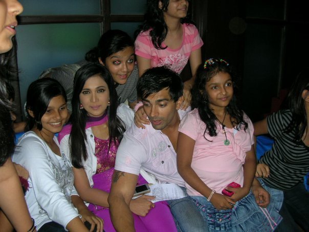 KASH20 - 00_KaSh with Fans