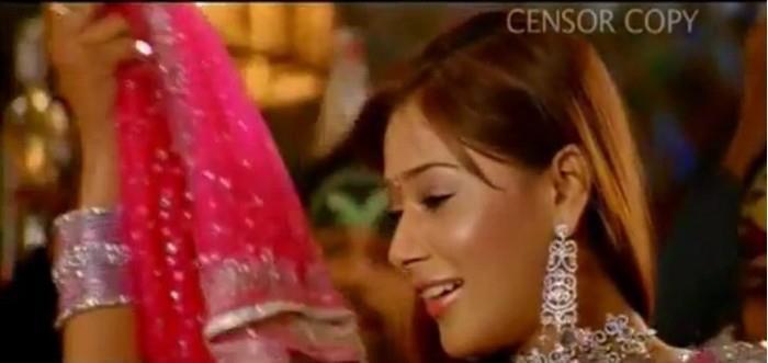 10 - Sara Khan Dance In BanGali