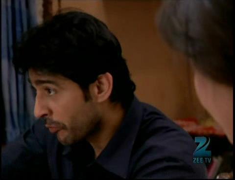 Suflete pereche in Love [984]