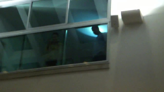 Demi  -  Sheraton Barra (74) - Demi - She Welcomes Fans From Hotel Balcony