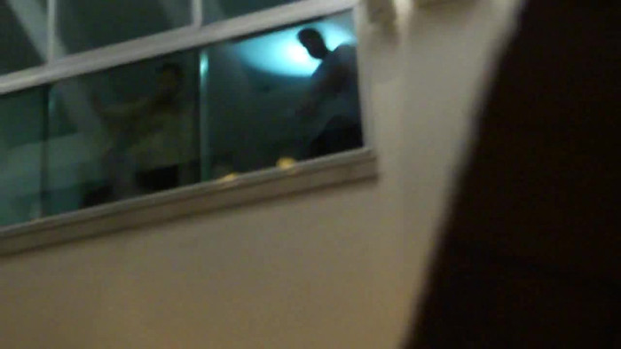Demi  -  Sheraton Barra (253) - Demi - She Welcomes Fans From Hotel Balcony
