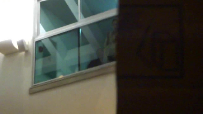 Demi  -  Sheraton Barra (502) - Demi - She Welcomes Fans From Hotel Balcony Part oo1