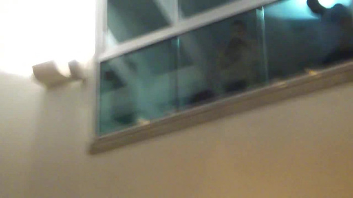 Demi  -  Sheraton Barra (624) - Demi - She Welcomes Fans From Hotel Balcony Part oo1