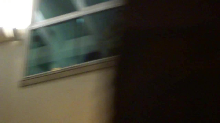 Demi  -  Sheraton Barra (637) - Demi - She Welcomes Fans From Hotel Balcony Part oo1