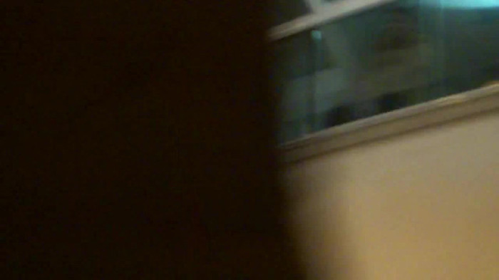 Demi  -  Sheraton Barra (649) - Demi - She Welcomes Fans From Hotel Balcony Part oo1