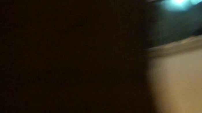 Demi  -  Sheraton Barra (650) - Demi - She Welcomes Fans From Hotel Balcony Part oo1