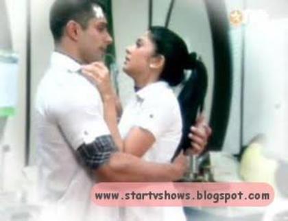 560424_350479814999915_114833878564511_956070_1905839344_n - Jenny 3