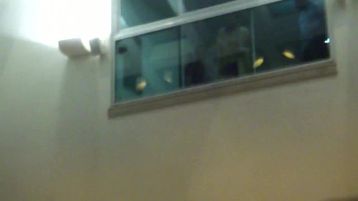 Demi  -  Sheraton Barra (1373) - Demi - She Welcomes Fans From Hotel Balcony Part oo2