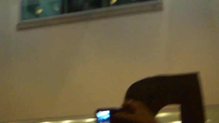 Demi  -  Sheraton Barra (1418) - Demi - She Welcomes Fans From Hotel Balcony Part oo2