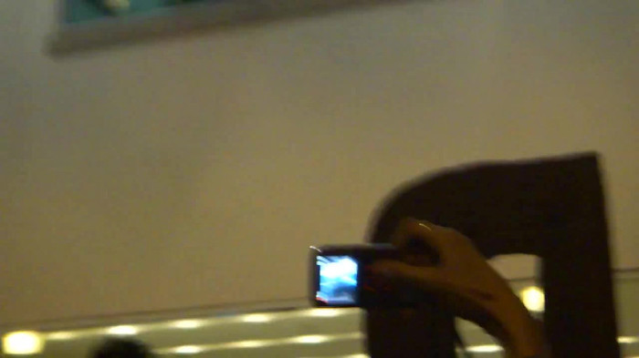 Demi  -  Sheraton Barra (1427) - Demi - She Welcomes Fans From Hotel Balcony Part oo2