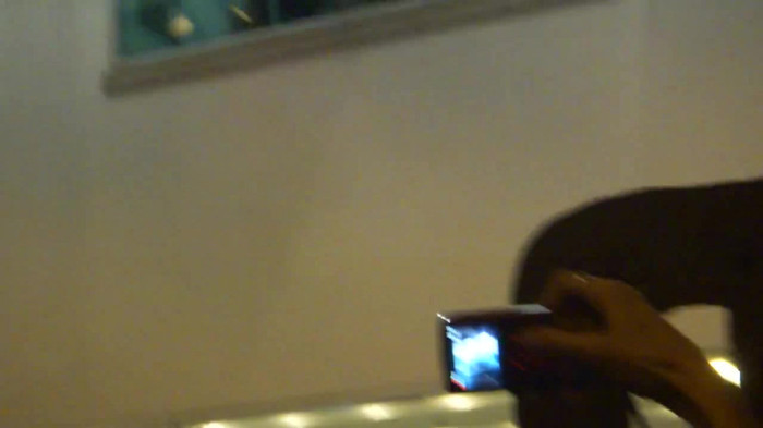 Demi  -  Sheraton Barra (1434) - Demi - She Welcomes Fans From Hotel Balcony Part oo2
