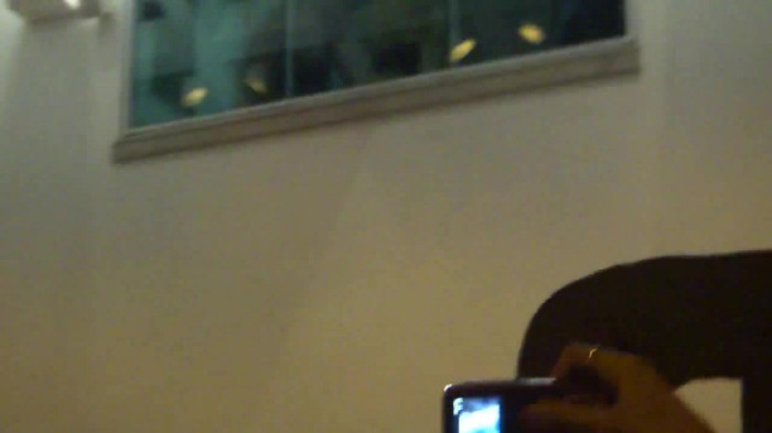 Demi  -  Sheraton Barra (1437) - Demi - She Welcomes Fans From Hotel Balcony Part oo2