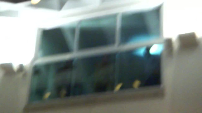 Demi  -  Sheraton Barra (1448) - Demi - She Welcomes Fans From Hotel Balcony Part oo2
