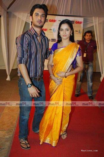 418523_320775501320032_142277532503164_968022_1178959967_n