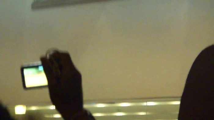 Demi  -  Sheraton Barra (1691) - Demi - She Welcomes Fans From Hotel Balcony Part oo3