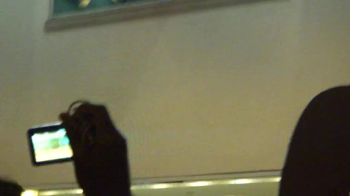 Demi  -  Sheraton Barra (1696) - Demi - She Welcomes Fans From Hotel Balcony Part oo3