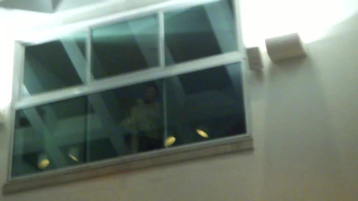Demi  -  Sheraton Barra (1718) - Demi - She Welcomes Fans From Hotel Balcony Part oo3