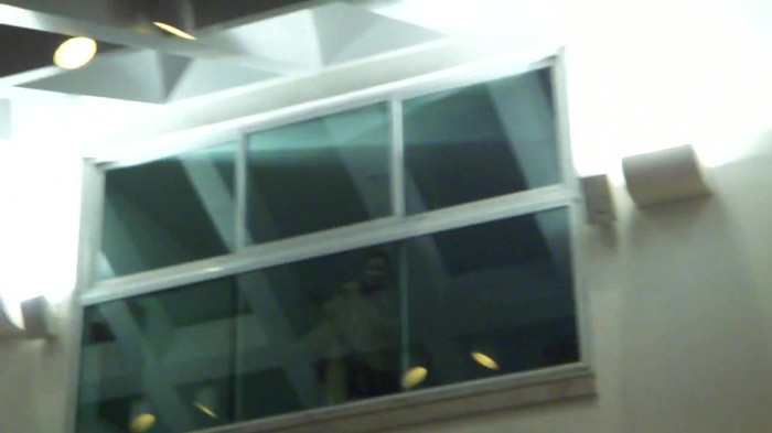 Demi  -  Sheraton Barra (1729) - Demi - She Welcomes Fans From Hotel Balcony Part oo3