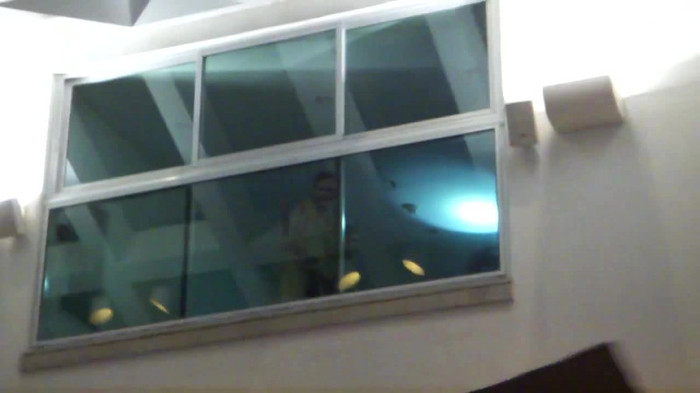 Demi  -  Sheraton Barra (1776) - Demi - She Welcomes Fans From Hotel Balcony Part oo3