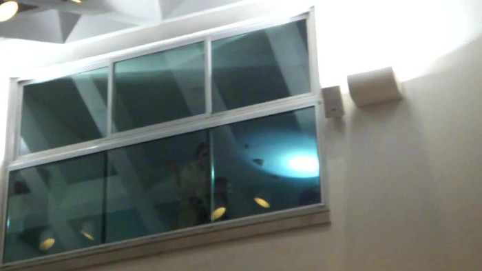 Demi  -  Sheraton Barra (1787) - Demi - She Welcomes Fans From Hotel Balcony Part oo3