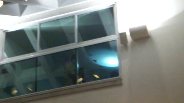 Demi  -  Sheraton Barra (1790) - Demi - She Welcomes Fans From Hotel Balcony Part oo3