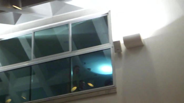 Demi  -  Sheraton Barra (1816) - Demi - She Welcomes Fans From Hotel Balcony Part oo3