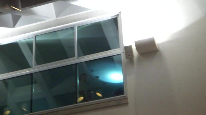Demi  -  Sheraton Barra (1818) - Demi - She Welcomes Fans From Hotel Balcony Part oo3
