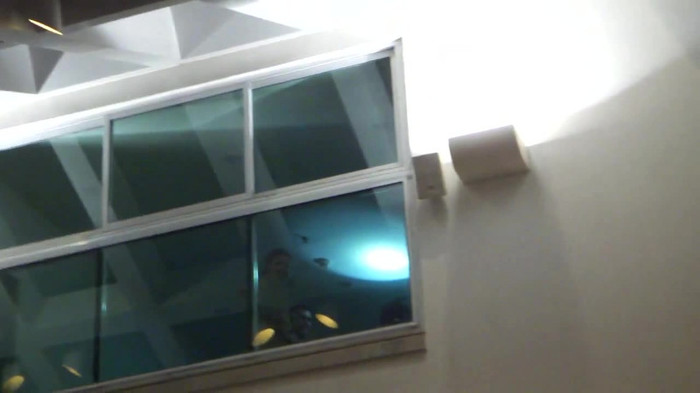 Demi  -  Sheraton Barra (1820) - Demi - She Welcomes Fans From Hotel Balcony Part oo3