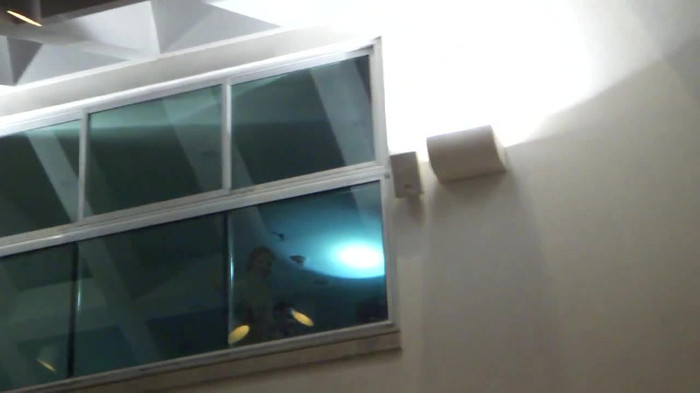Demi  -  Sheraton Barra (1825) - Demi - She Welcomes Fans From Hotel Balcony Part oo3