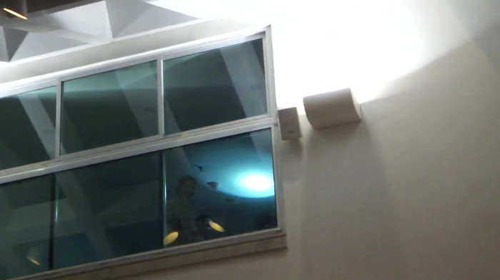 Demi  -  Sheraton Barra (1826) - Demi - She Welcomes Fans From Hotel Balcony Part oo3