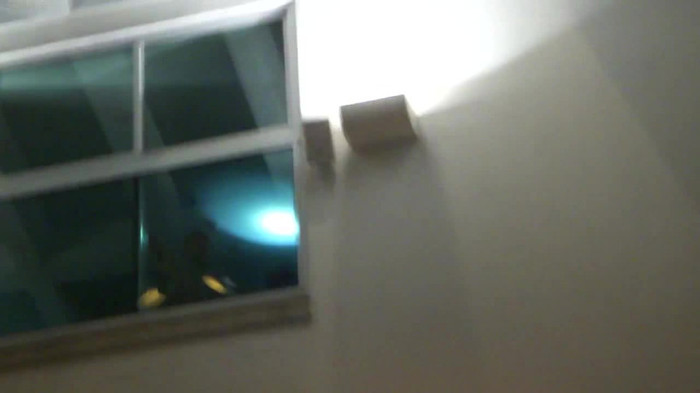Demi  -  Sheraton Barra (1854) - Demi - She Welcomes Fans From Hotel Balcony Part oo3