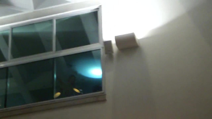 Demi  -  Sheraton Barra (1857) - Demi - She Welcomes Fans From Hotel Balcony Part oo3